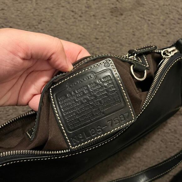 Y2K Coach Hampton Shoulder Bag - Picture 6 of 7